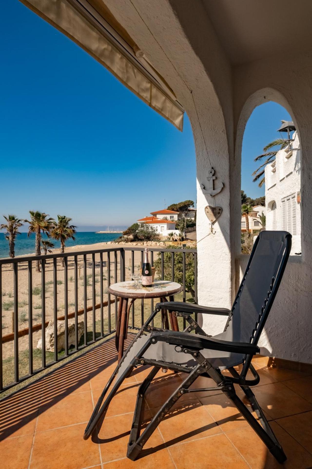 Paraiso Frente Al Mar Apto Duplex Coma-ruga Exterior photo